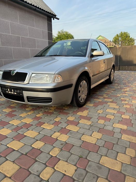 Продам SKODA OKTAVIA 1.6mpi