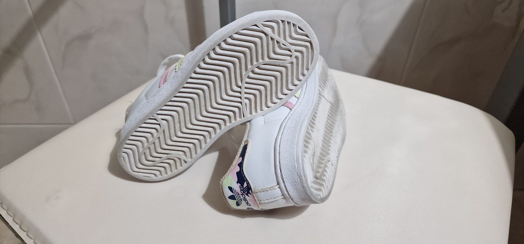 Adidas Superstar criança