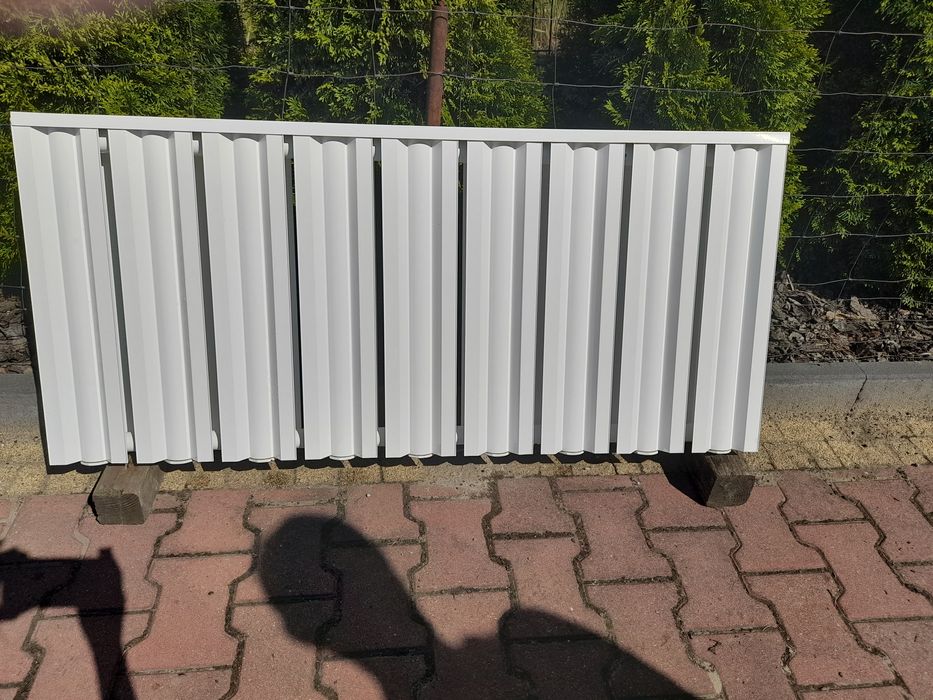 Grzejnik aluminiowy 5 zeberek, 3 zeberka itd 125x57 cm Kenty