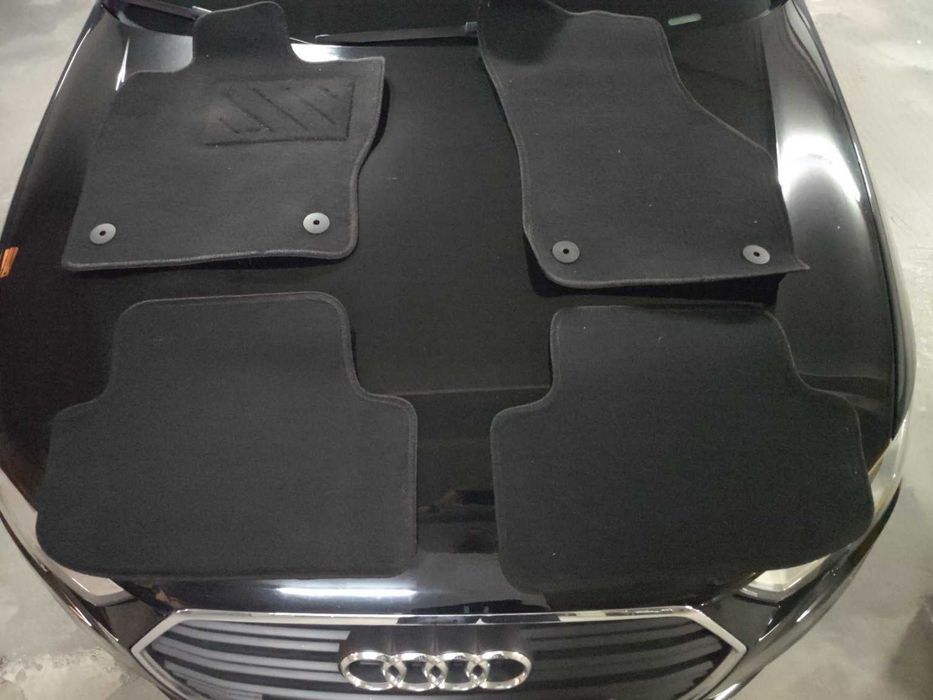 Tapetes originais Audi A3 8V - Conjunto completo