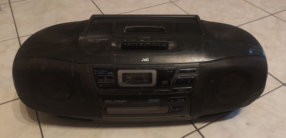 Radiomagnetofon JVC RC-X540 czytaj opis