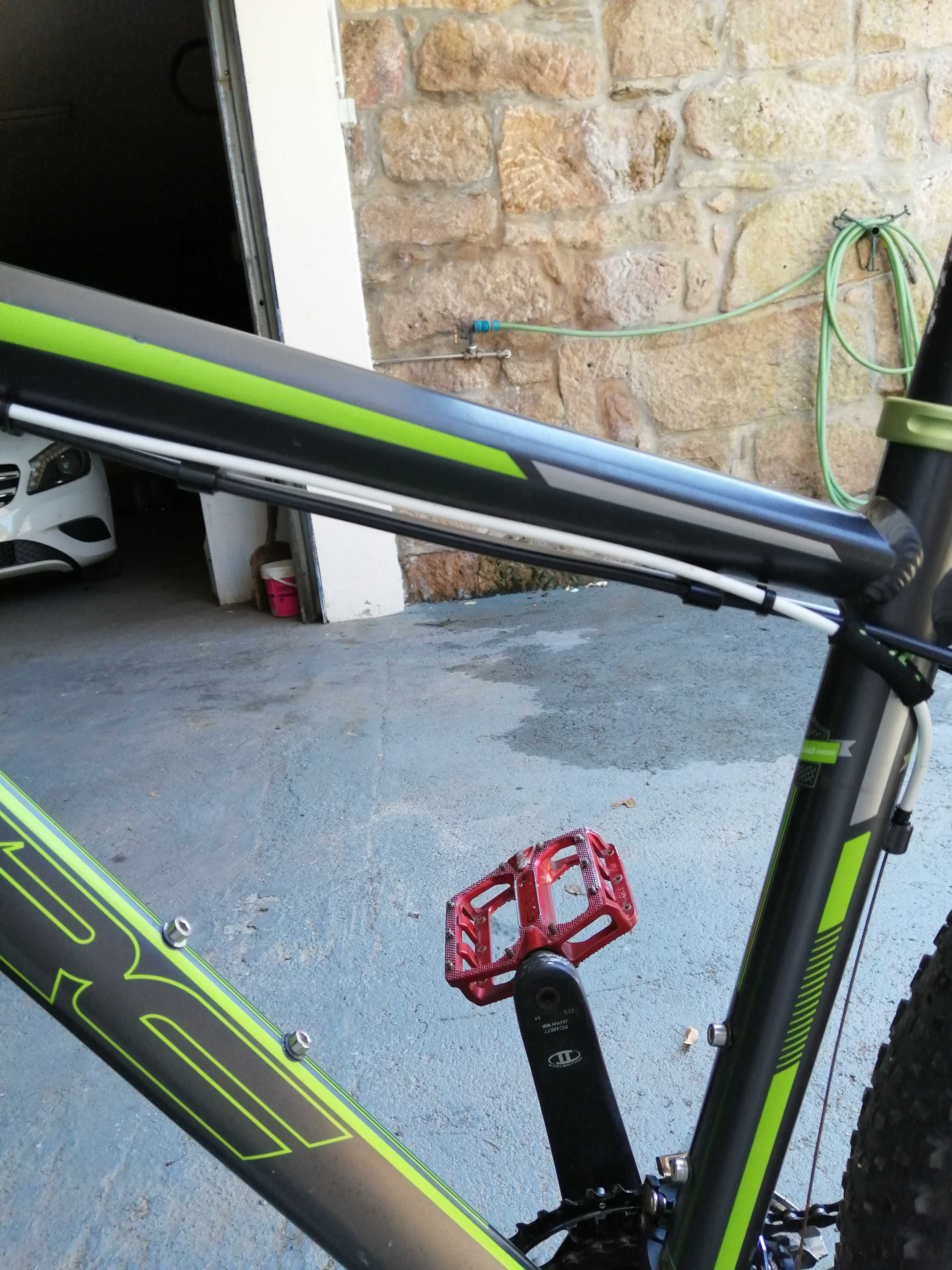Bicicleta BTT Conor 27,5 com bom material