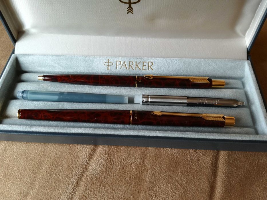 Caneta e Esferográfica ParKer IIU
