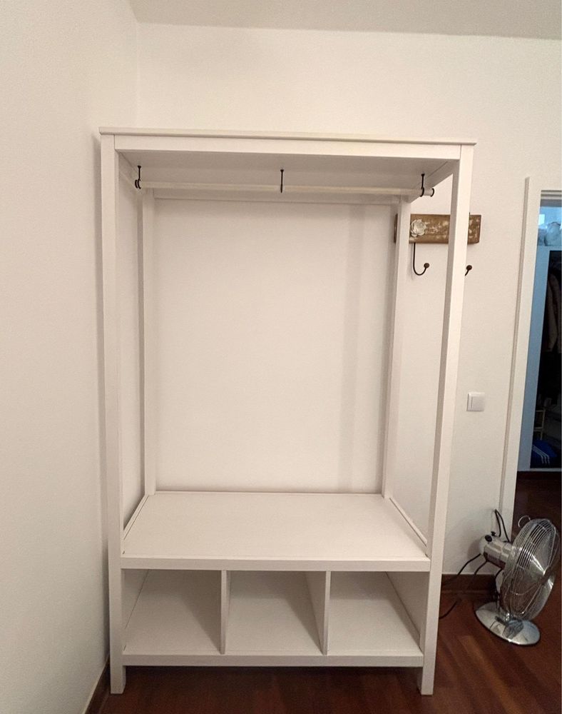 Ropeiro aberto IKEA - como novo