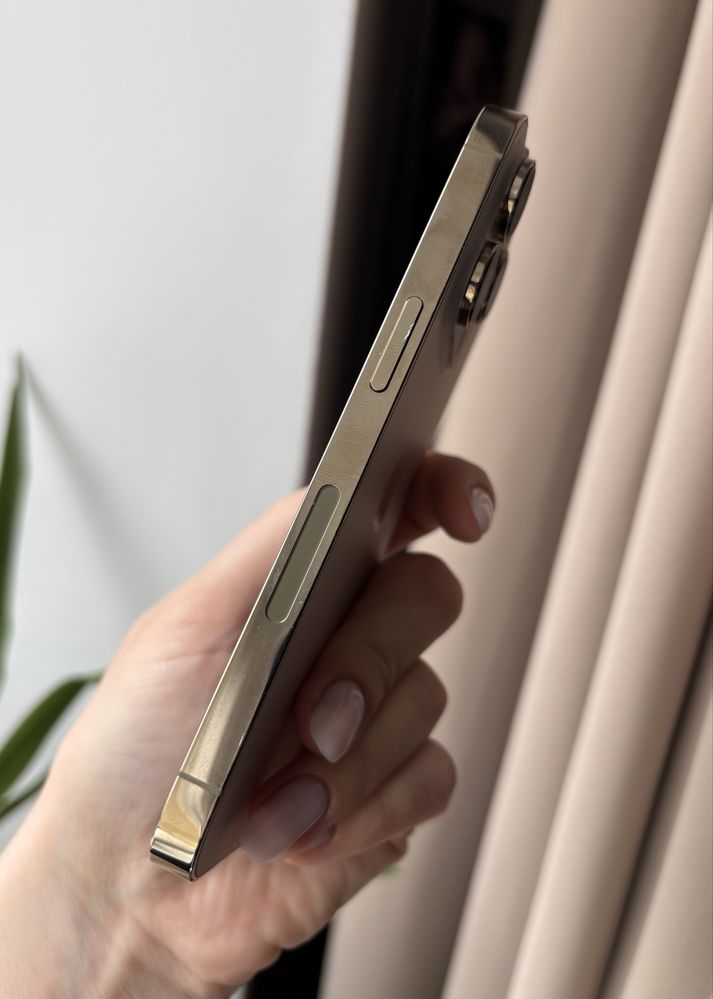 Apple iPhone 14 Pro на 1 Тб Rsim