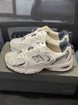 kosz dachu Buty Damskie NewBalance530 BiałyNbMR530SG Roz.41.5