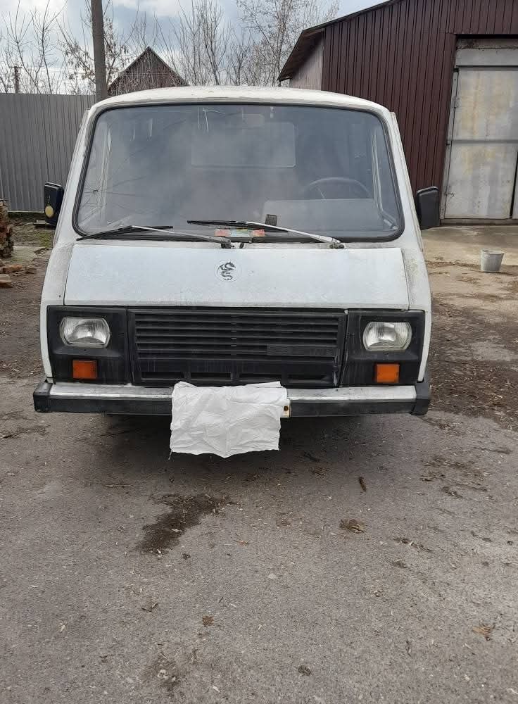 Мікроавтобус РАФ 2203.