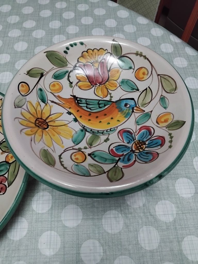 Taça e prato pintado muito bonito
