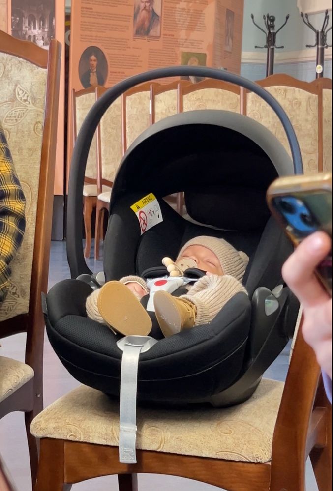 Автокрісло Cybex Cloud T i-Size Plus Sepia Black