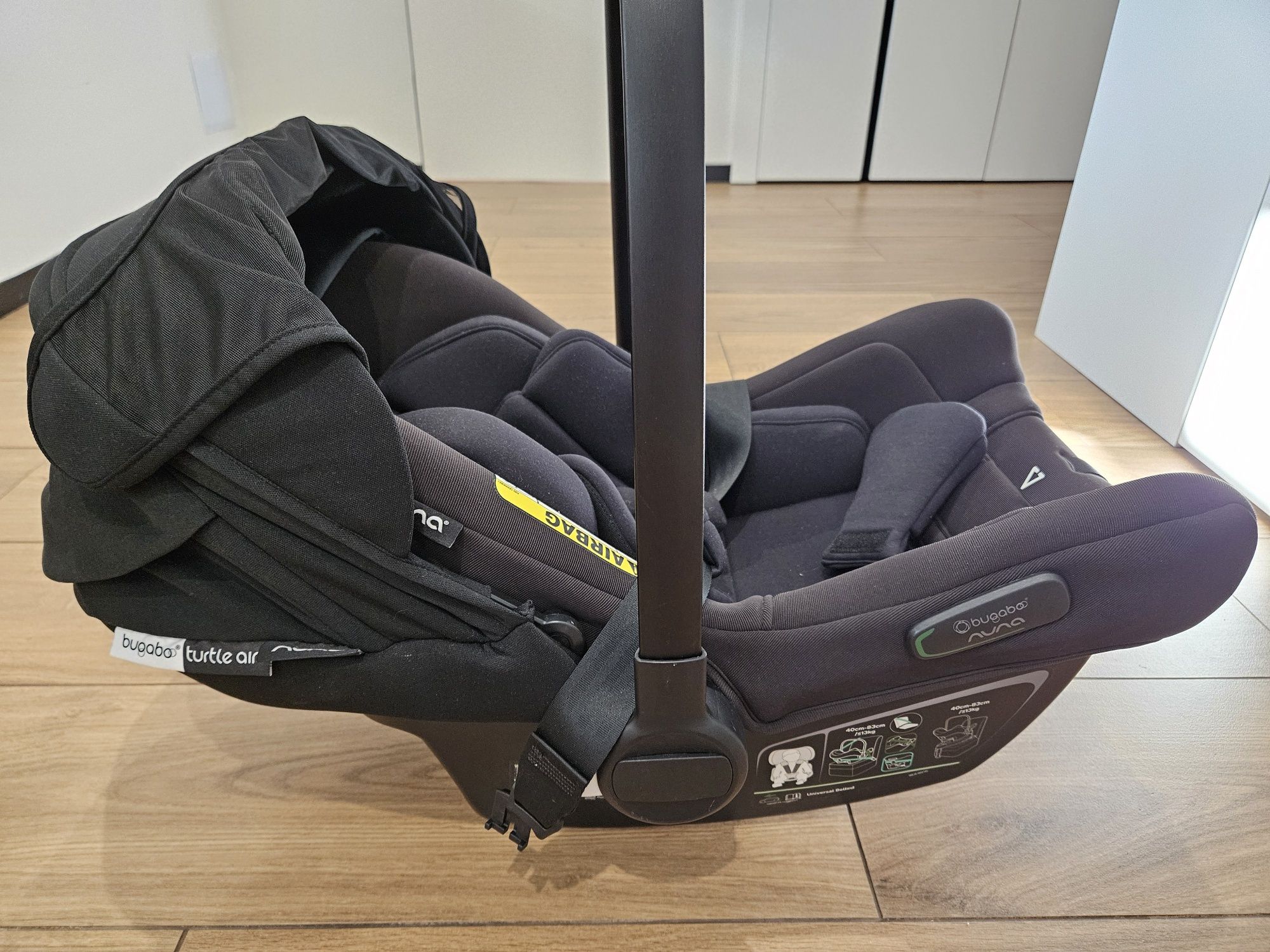 Автокрісло Bugaboo Turtle Air By Nuna разом з базою Bugaboo 360 base