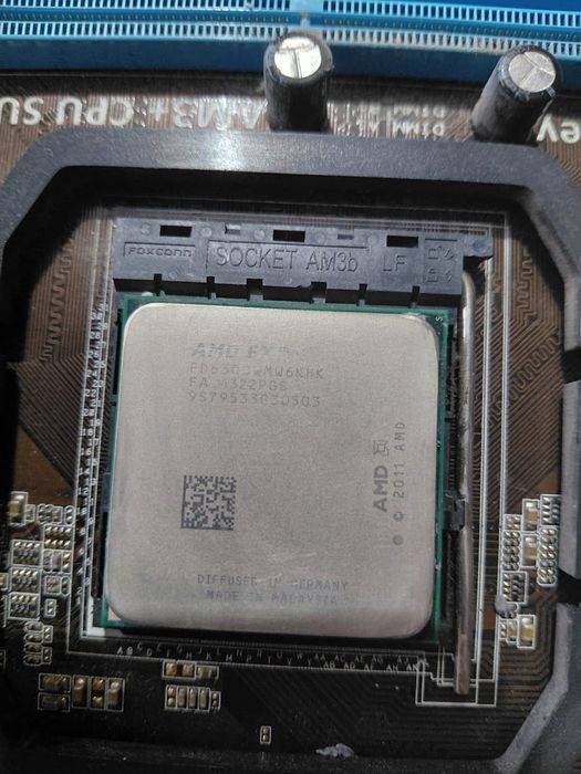 Комплект AMD FX-6300, Asus m5a78l-m lx v2, 16GB DDR3
Материнська