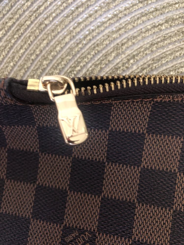 Saszetka Louis Vuitton