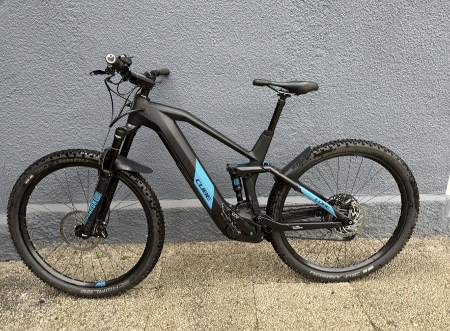 CUBE STEREO HYBRID 140 HPC RACE 625 tam M negociavel