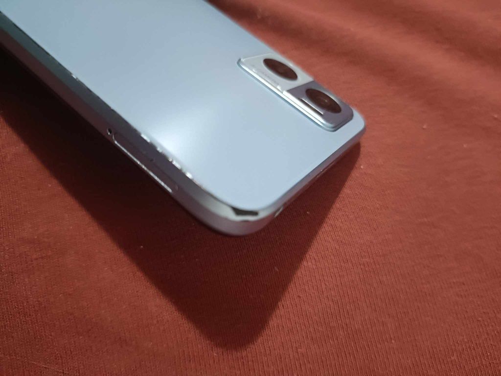 Smartfon Motorola Moto E22