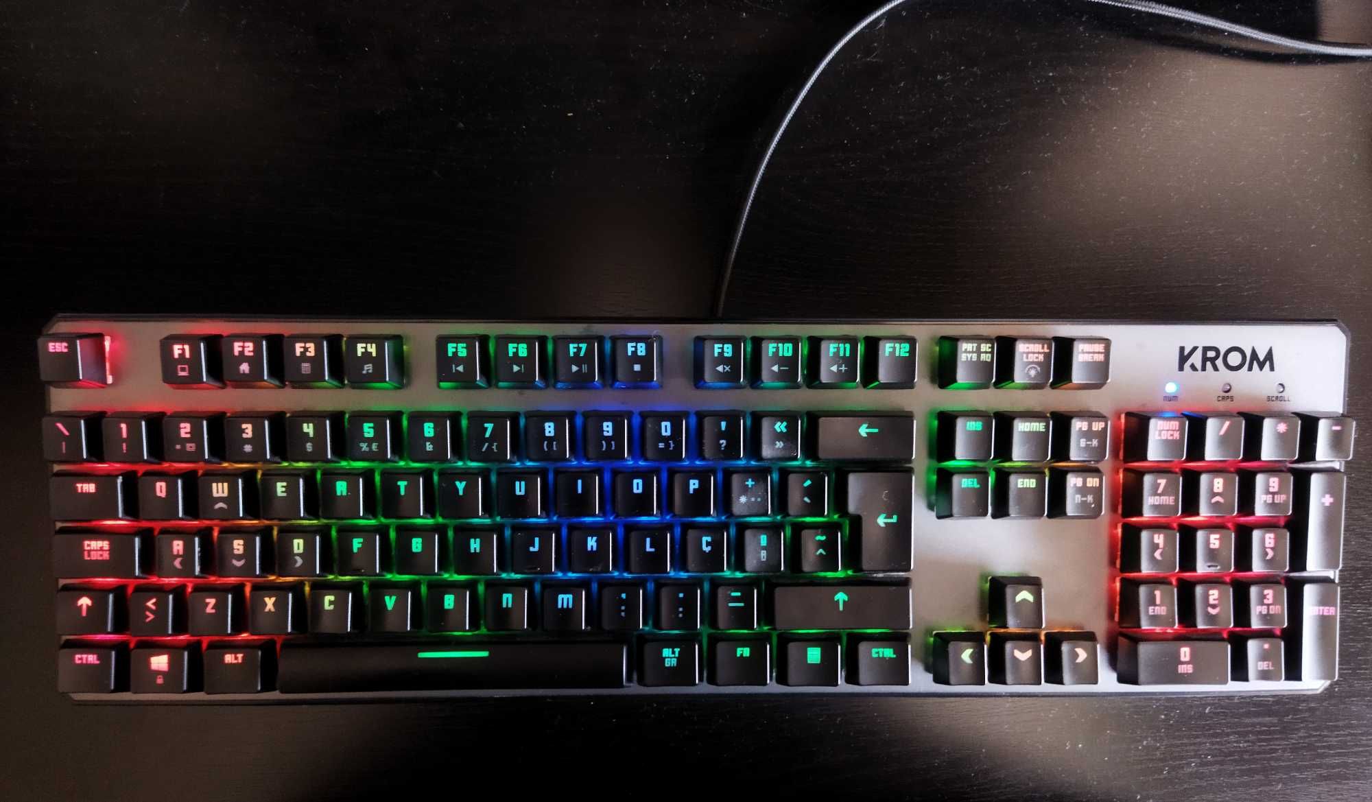 Teclado Mecânico Krom Kernel RGB PT