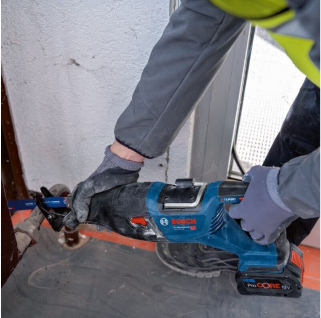 Акум. шабельна пила Bosch GSA 18 V-LI Professional