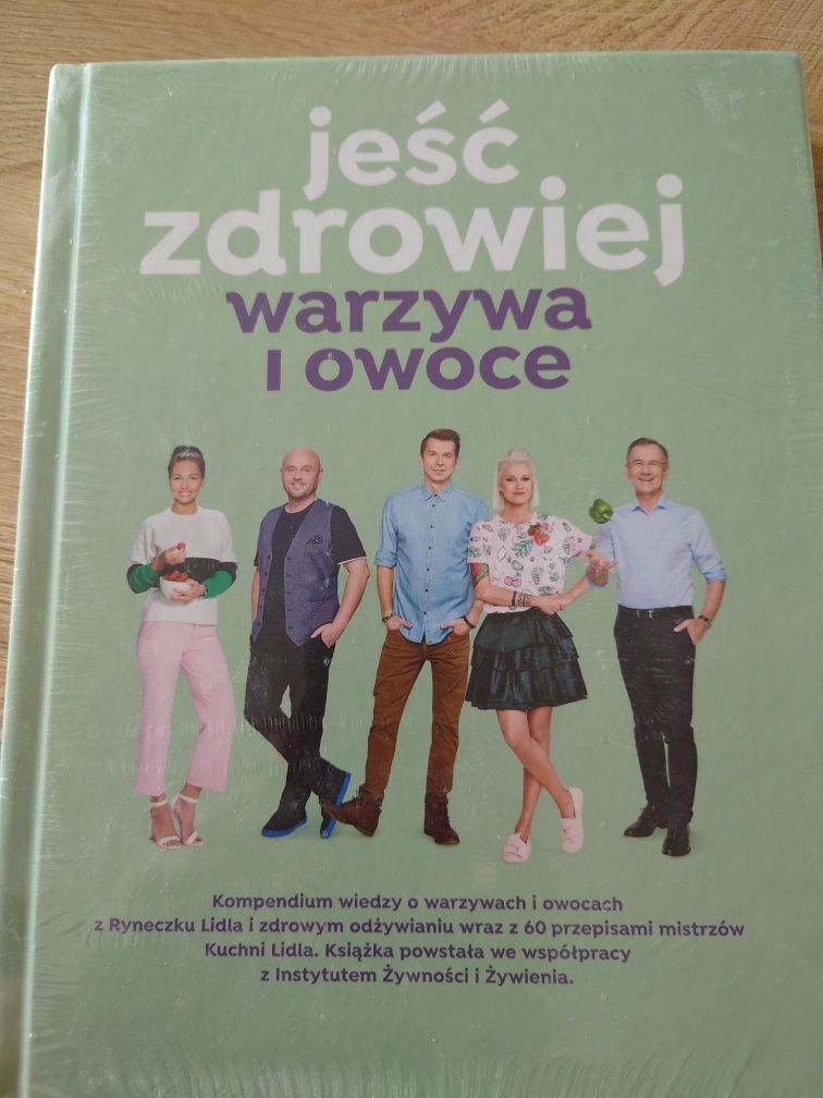 Książka z Lidla jeść zdrowiej warzywa i owoce