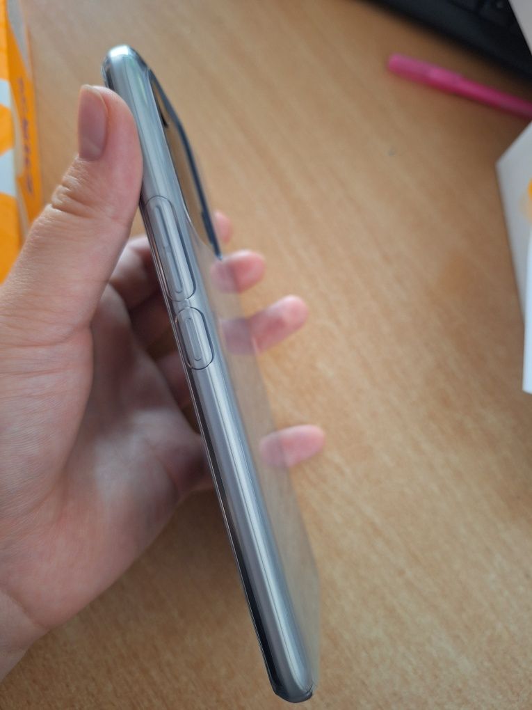 Смартфон Tecno Spark 8c 4/64Gb Diamond Grey