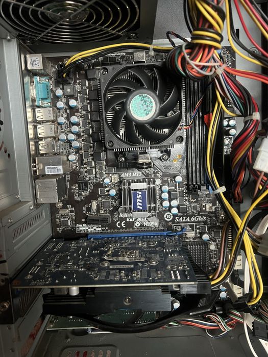 комп'ютер стаціонарний