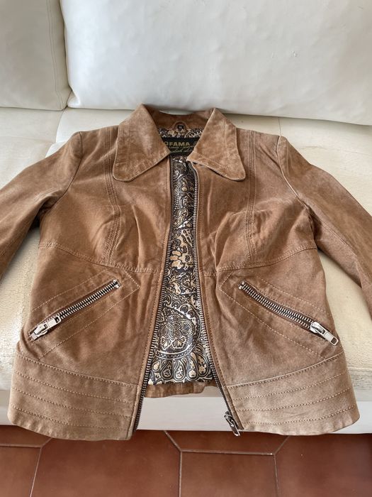 Casaco de Sra em pele