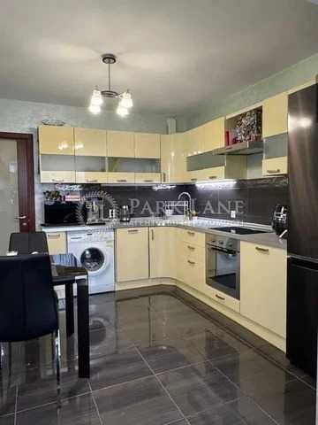 3-к квартира в Солом"янському р-ні на  І.Пулія