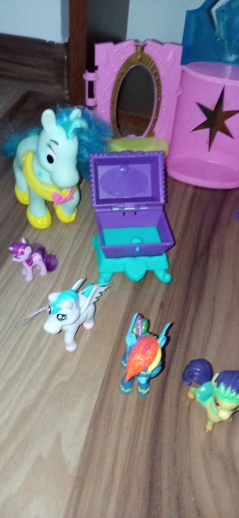 Domek zamek dla little pony i kucyki