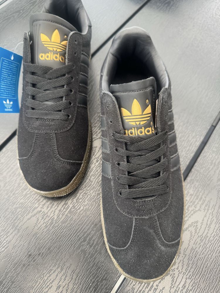 Buty adidas Gazelle r 43