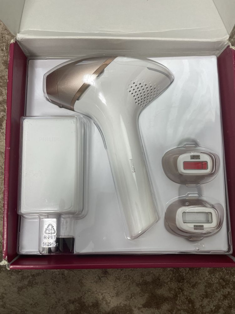 Фотоепілятор PHILIPS Lumea