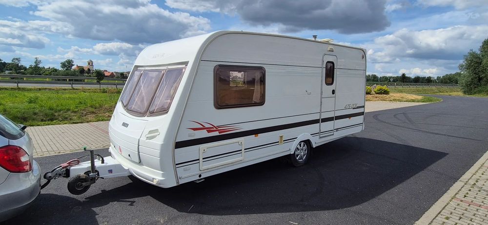 Lunar 475-2CK  Lunar 475 - 2CK Przedsionek Naped Mover Łazienka Zadbany Czysty Sprawd