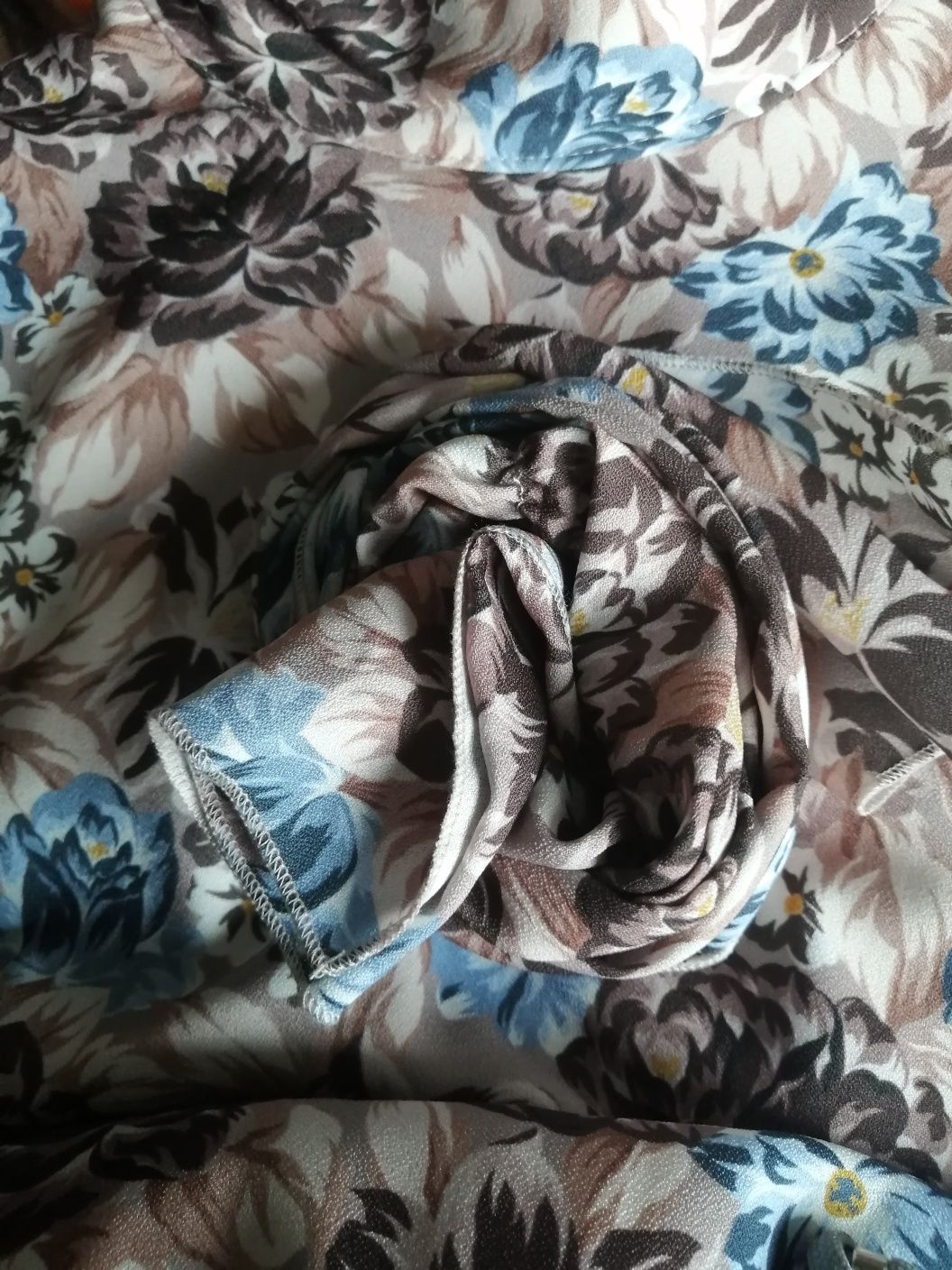 Megi B, sukienka midi, polska produkcja, butik, chicaca