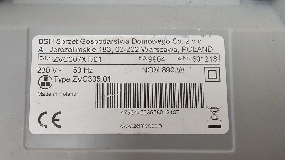 Odkurzacz Zelmer Odyssey ZVC 307
Moc 890W

Pełny komplet:
- Odkurzacz