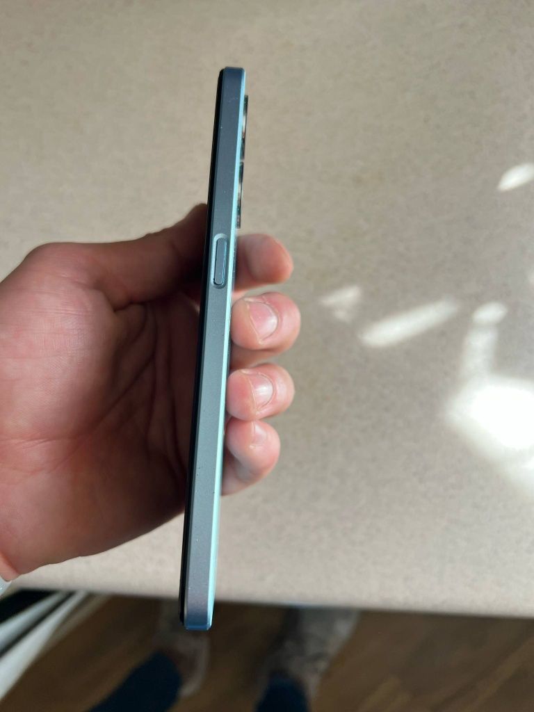Oppo A78 -  128gb