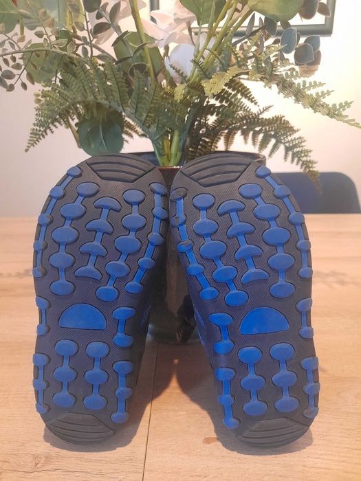 Sandália/Ténis/Sapato para criança Muso