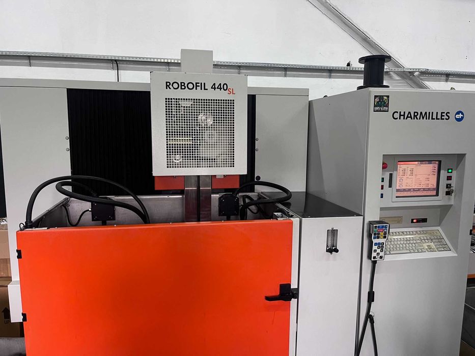 Elektrodrążarka drutowa Charmilles Roboform 440SL – 2005 r