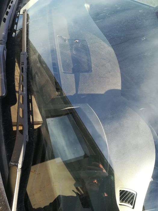 Deska kokpit  konsola bmw e60 e61 Europa headup cupholder