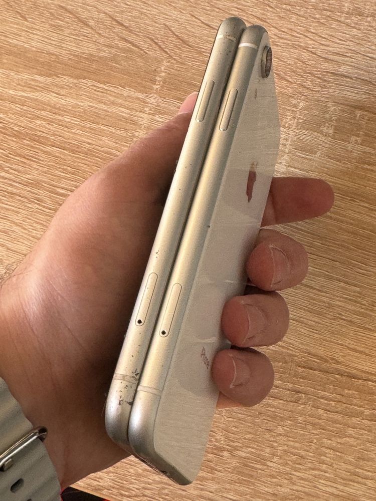 iPhone XR запчастини