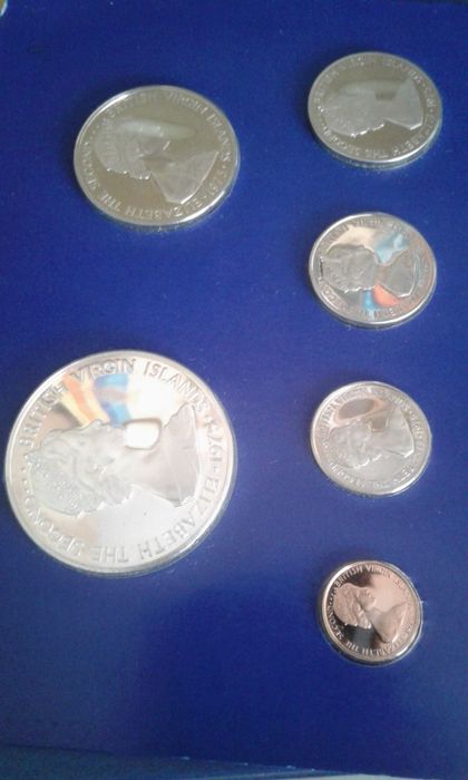 Komplet monet z 1975 r z Wysp Dziewiczych-Prof set