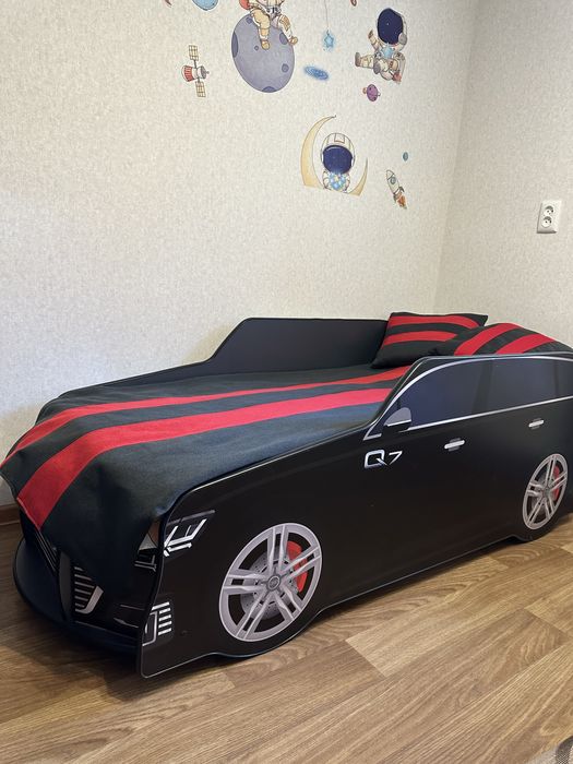 Дитяче ліжко ауді