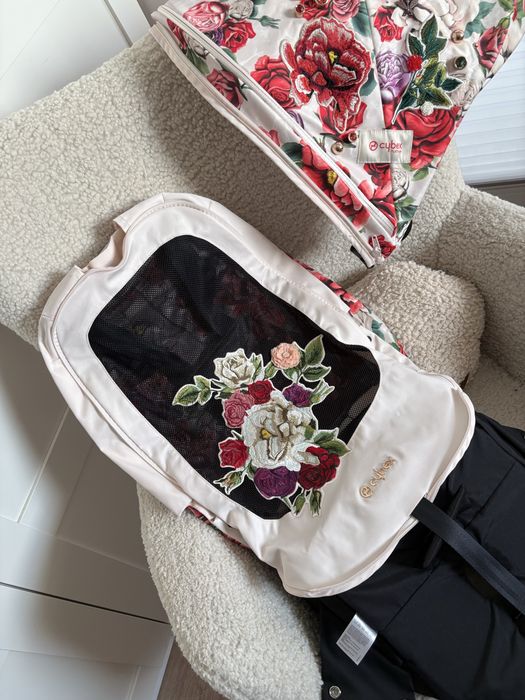 Uzywana kilka razy! Tapicerka Cybex Mios 3.0 - Spring Blossom Light