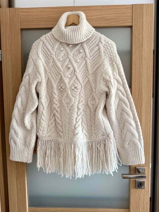 Zara sweter oversize warkocze frędzle