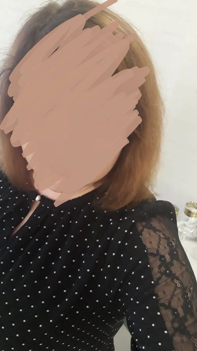 Продам нарядну елегантну сукню,з гіпюроввми вставками на рукаві