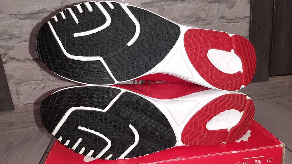 Кросівки Puma Ferrari оригінал 44 розмір 29 см стелька чоловічи