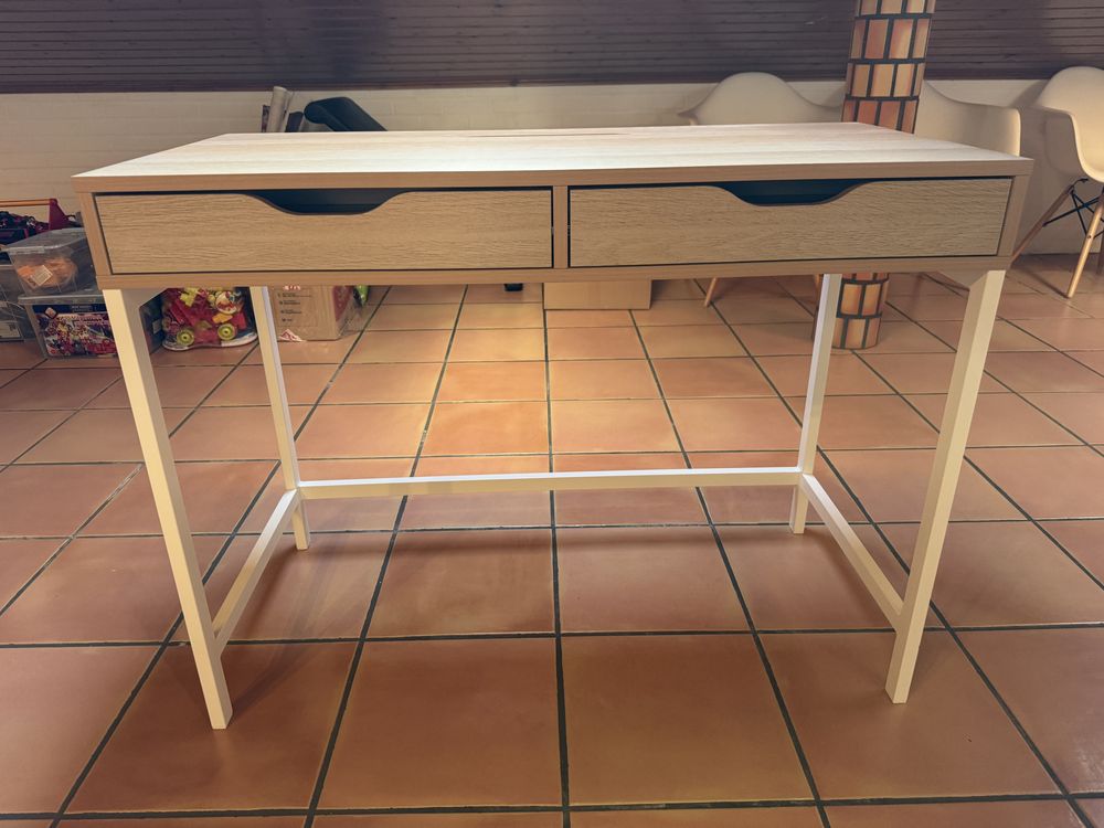 Mesa Alex (IKEA) para estudo e computador