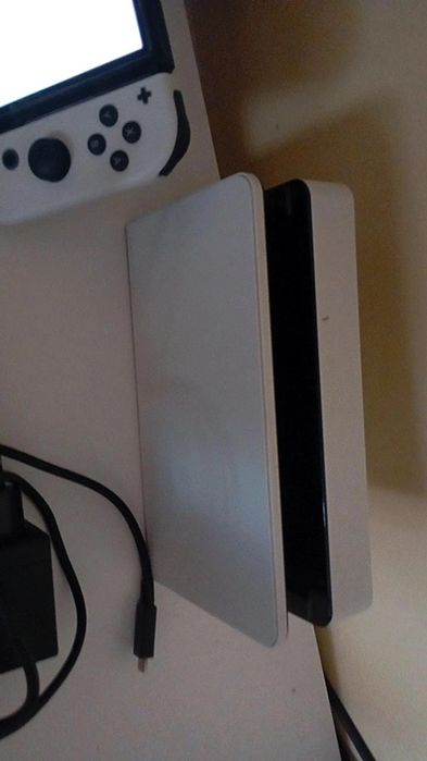 Nintendo switch OLED+jogos+acessorios-Tudo em ótimo estado