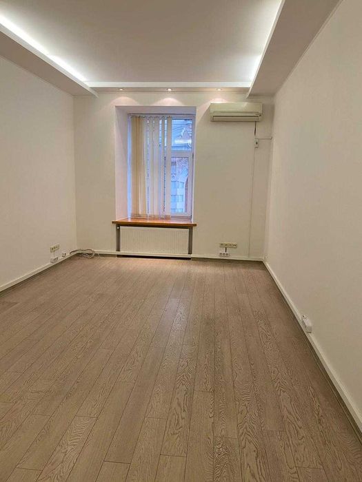 Офис 9 отдельных кабинетов 215 м2 пер Чайковского