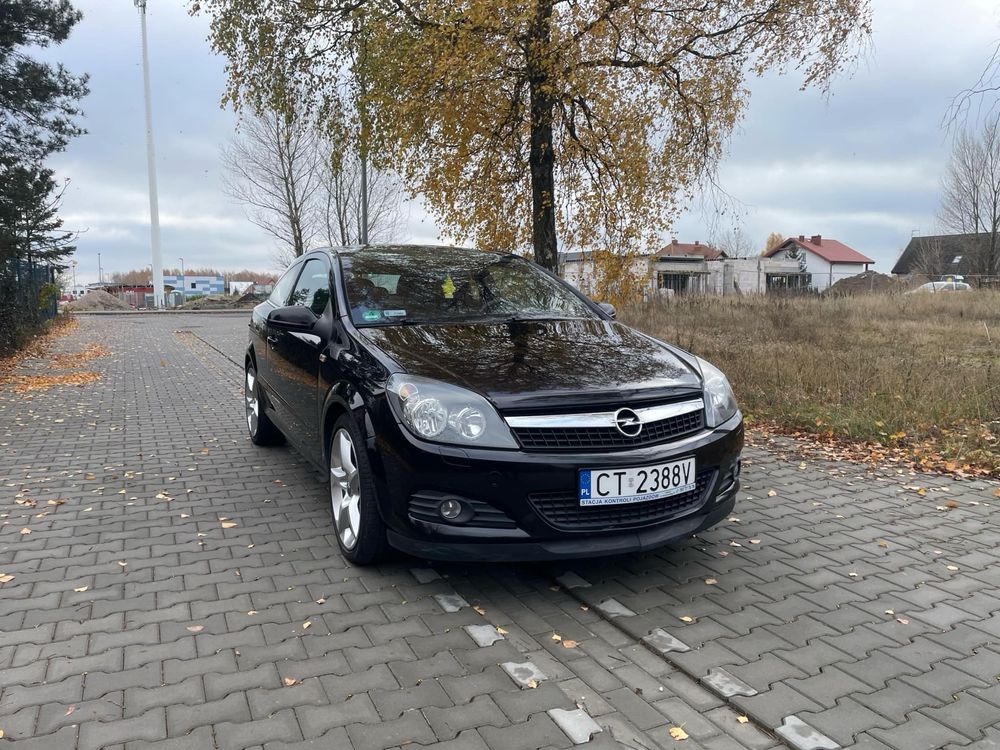 Opel Astra H - GTC