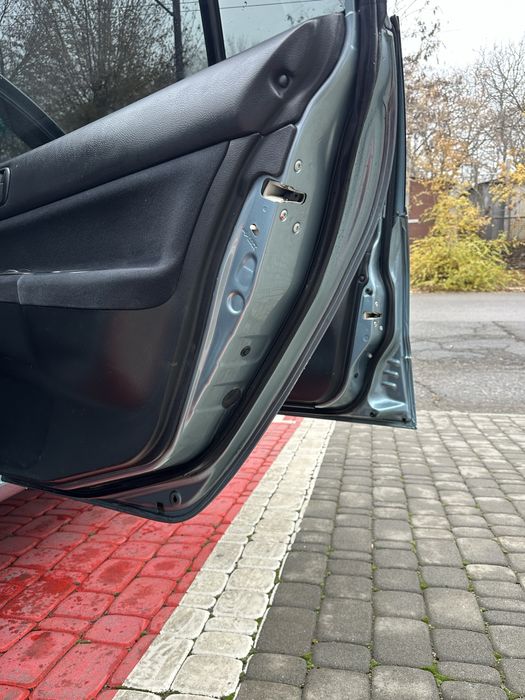 Продам лансер 9 автомат газ/бензин рестайлинг