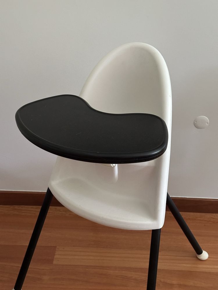 BabyBjorn Cadeira de refeição bebé