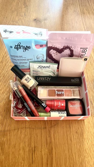 Box de Beleza Completa, Maquilhagem & Skincare Novos