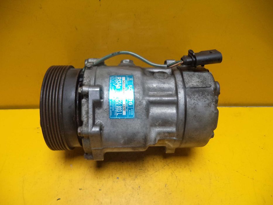 Компрессор кондиционера Volkswagen Golf 4 Volkswagen Transporter T5